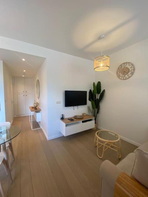 1 Chambre Avec Parking Au Coeur De Bruxelles 2D Buitenkant foto