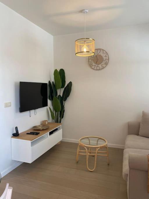 1 Chambre Avec Parking Au Coeur De Bruxelles 2D Buitenkant foto