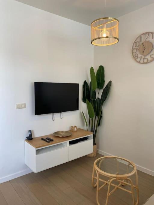 1 Chambre Avec Parking Au Coeur De Bruxelles 2D Buitenkant foto